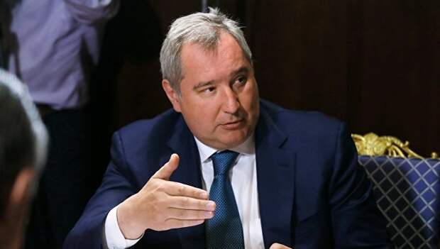 Заместитель председателя правительства РФ Дмитрий Рогозин на совещании председателя правительства РФ Дмитрия Медведева с вице-премьерами РФ. 19 июня 2017
