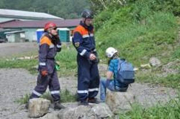 Камчатские спасатели сняли очередного незадачливого покорителя Никольской сопки