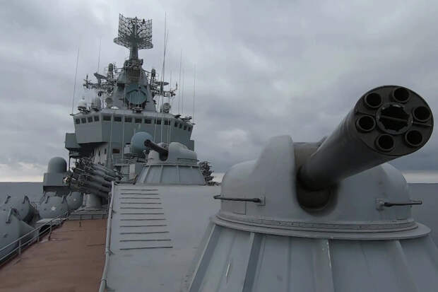 Российский флот столкнулся с украинскими судами в Черном море