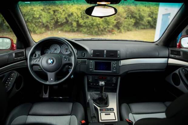 В США продается великолепный BMW M5 2002 года выпуска в редком цвете
