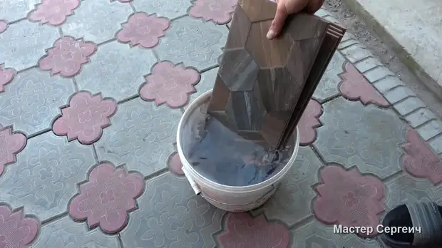 После ремонта осталась кафельная плитка, сделал из нее стильные поделки ...