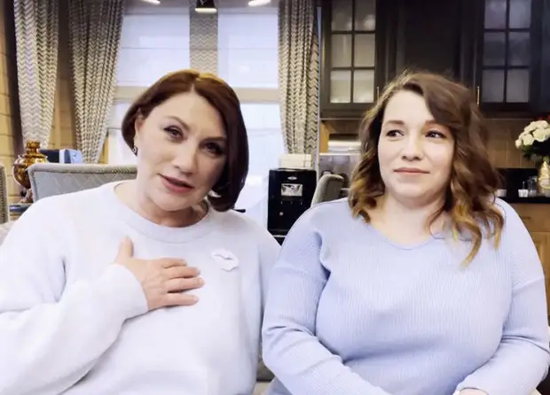 Телесваха Роза Сябитова сообщила о беременности своей дочери Ксении