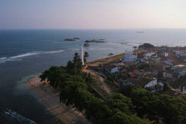Шри-Ланка сохранит бесплатные визы для туристов из России