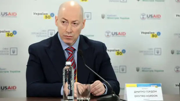 Бастрыкин поручил проверить содержание продаваемых в РФ книг украинского журналиста Гордона