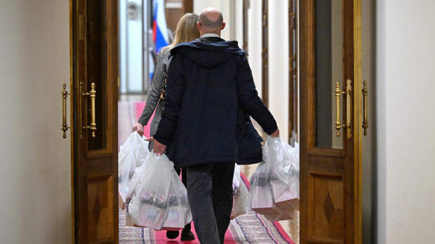 Адвокат Духина: подарки дороже 3 тысяч рублей могут расценить как взятку