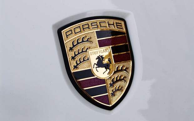 В России машины блокируют машины Porsche: причины