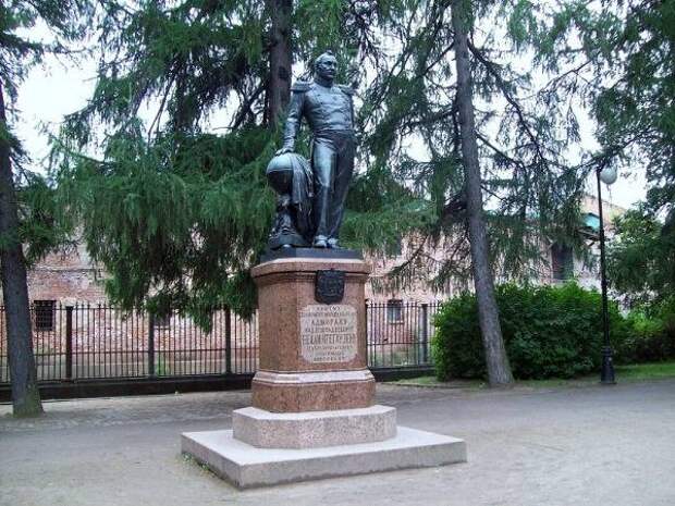 Человек, открывший Антарктиду