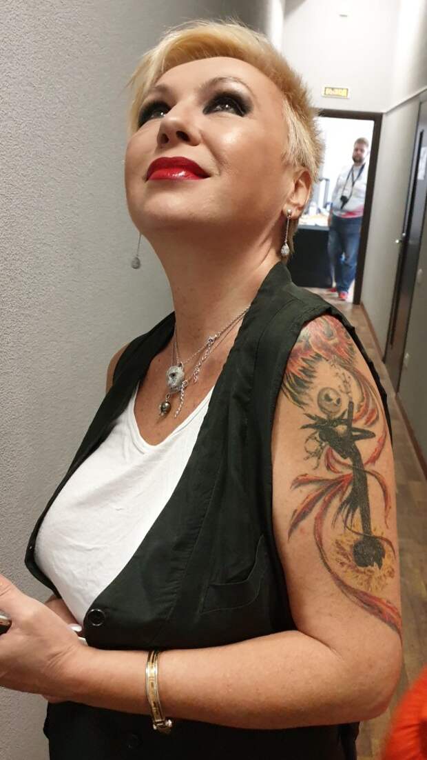 Тётя Валентины Легкоступовой рассказала, как певица оконфузилась в Юрмале: Яндек