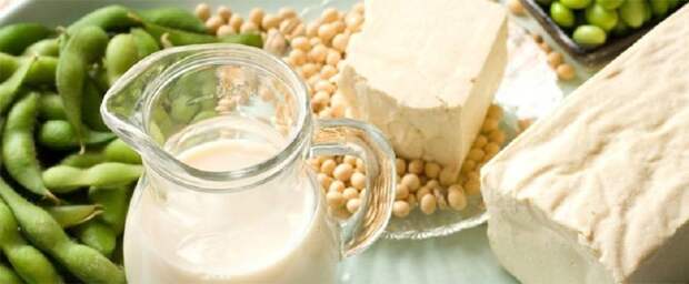 Еда, играющая с гормонами: 6 продуктов, которые вызывают гормональный дисбаланс