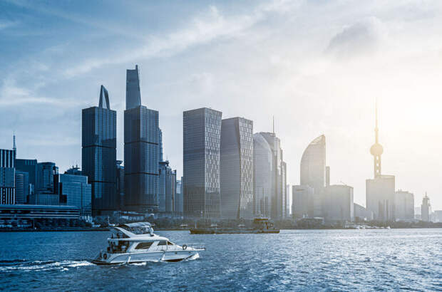 Страны Персидского залива покинули почти 17 тысяч россиян