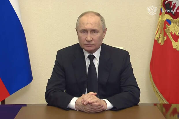 Песков: поездка Путина в "Крокус" в дни после теракта была нецелесообразна