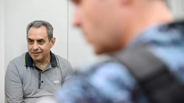 Суд решил судьбу бывшего замкомандующего ЛенВО по делу о миллионных взятках