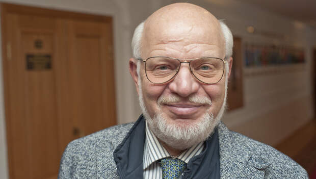 Михаил Федотов предложил разрешить перепечатку фотографий