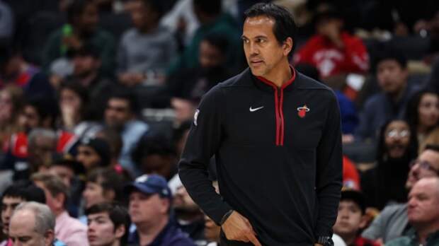 Erik Spoelstra coaching the Miami Heat