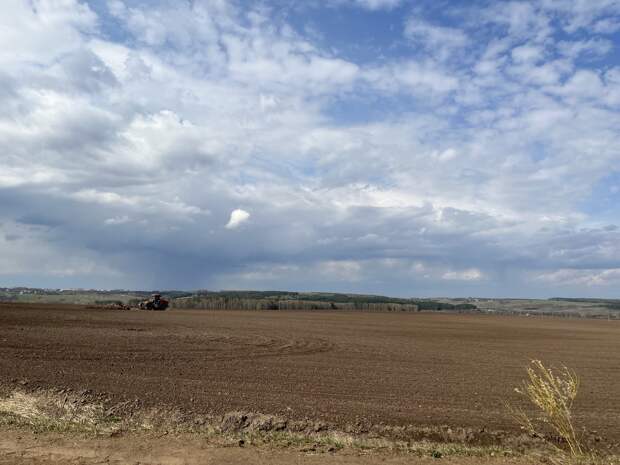 Нижегородская область планирует выделить свыше 700 млн рублей на обновление машин и тракторов аграриев в 2024 году