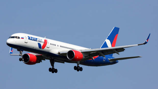 Самолёт Azur Air подал сигнал бедствия над Китаем