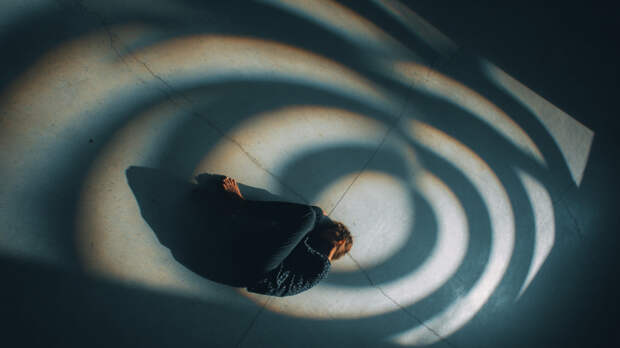 Внутренняя пустота: почему важно преодоление экзистенциального вакуума