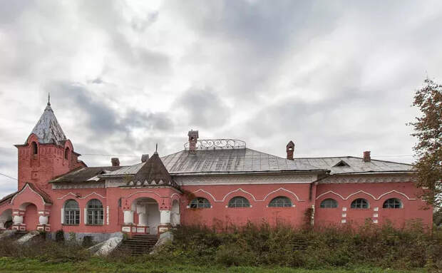 Туляков беспокоит состояние заброшенной железнодорожной станции в Алексине