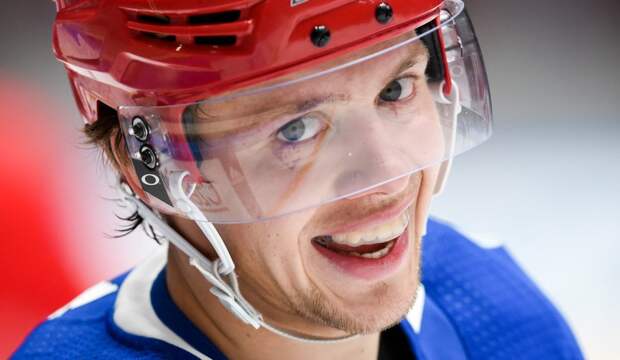 Панарину ради хайпа и миллиона долларов в год не жалко