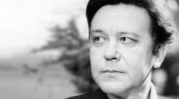 ПОЧЕМУ ЮРИЙ КУЗНЕЦОВ РУГАЛ АХМАТОВУ, ЦВЕТАЕВУ И ВООБЩЕ ОТКАЗЫВАЛ ЖЕНСКОЙ ПОЭЗИИ В ПРАВЕ БЫТЬ