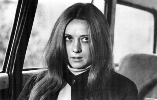 Маргарита Терехова (10 фото) Маргарита Терехова (10 фото)