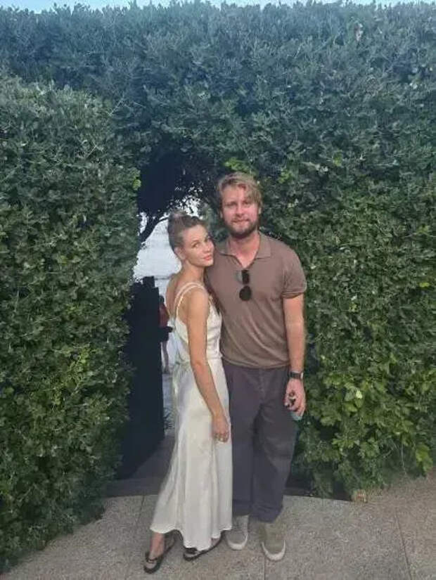 Светлана Устинова и Илья Стюарт