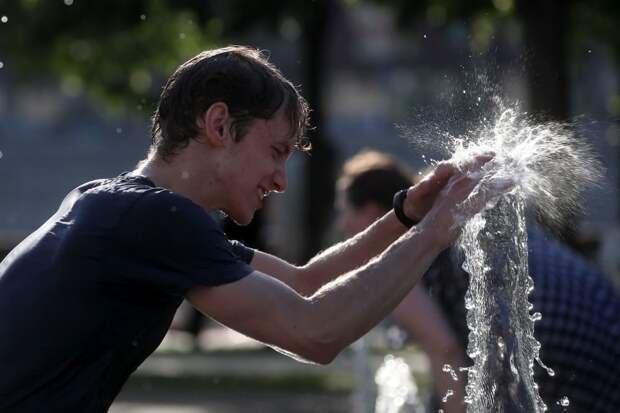 Синоптики предупредили об аномальной жаре в ряде регионов России