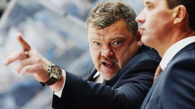 Наглые воры пытались обокрасть раздевалку детской команды! Их наказал тренер Юдин — когда-то его боялась вся Россия