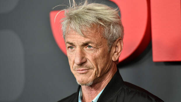 Актёр Шон Пенн встретился с солдатами разбитой под Харьковом бригады ВСУ