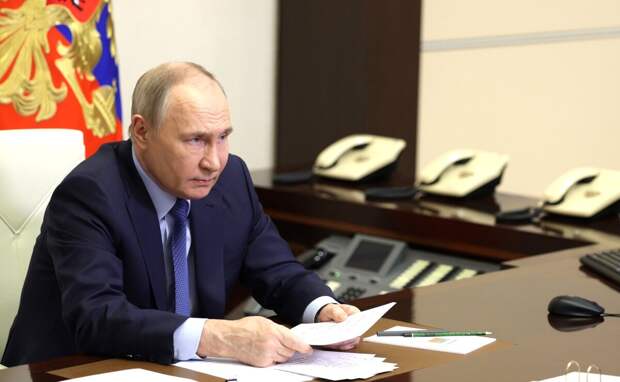 В субботу 27 апреля состоялось последнее совещание текущего состава правительства по экономическим вопросам под руководством Владимира Путина.