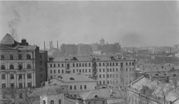 42.Вид с колокольни церкви Иоанна Предтечи на Болотную площадь 42.Вид с колокольни церкви Иоанна Предтечи на Болотную площадь