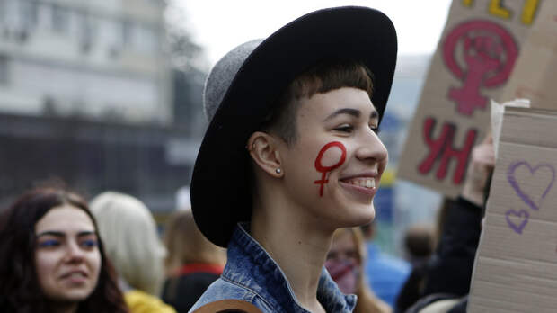 «Эксперимент над целым народом»: как Совет Европы собирается продвигать на Украине гендерное равенство