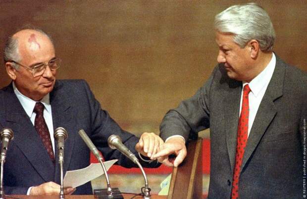 Горбачев рассказал о резавшем вены Ельцине