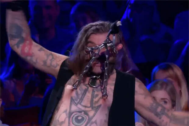 Выступление на шоу талантов шокировало зрителей и заставило их кричать от ужаса