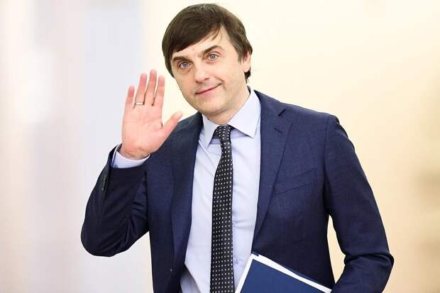 Обучение «служению»: как из школьников хотят сделать послушный винтик государственной машины