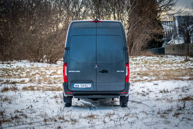 Mercedes Sprinter 317 CDI (фото Якуба Корнацкого/ Automotyw.com)