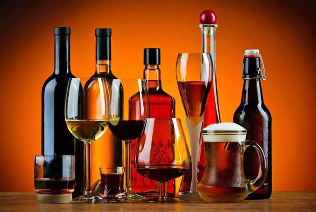 Запасов импортного алкоголя в стране осталось на три месяца
