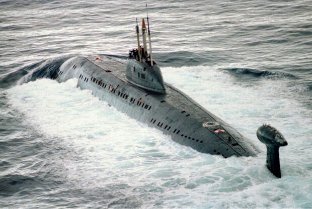 Атомная подводная лодка под названием - Виктор-3, СССР.