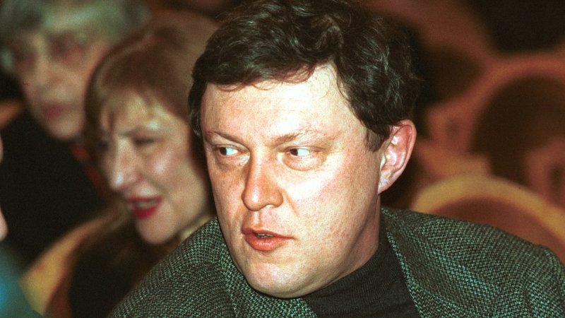 Белое пальто Григория Явлинского: от руководства СССР до «Гриши-один процент» Белое пальто Григория Явлинского: от руководства СССР до «Гриши-один процент»