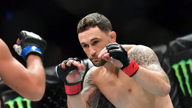 Бывший чемпион UFC Эдгар успешно дебютировал в легчайшем весе