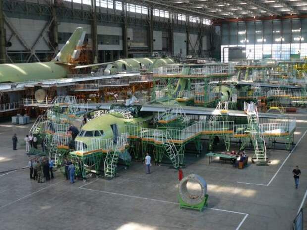 Последние 4 самолета Ан-148-100Е находятся в цехе окончательной сборки ВАСО