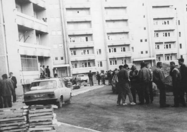 Мужики, нас будут расстреливать из танков