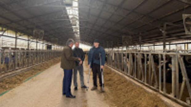 Финалисты кадровой программы «Время наших» знакомятся с работой ведущих сельхозпредприятий региона