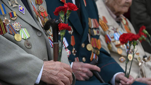 Собянин утвердил единовременные выплаты ветеранам ко Дню Победы
