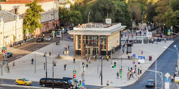 10 самых красивых станций Московского метро... снаружи (ФОТО)