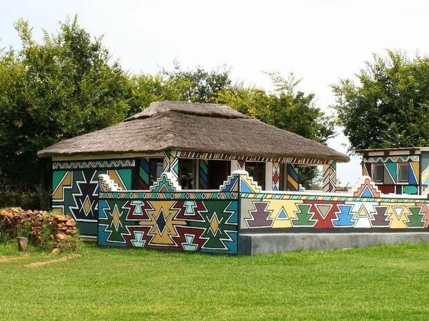 Причудливая расцветка домов Ндебелес Ндебелес, живопись, хижина, южная африка