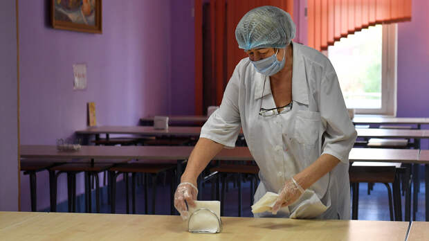 В Курской области мигрантам запретили работать в общепите