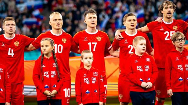 Непомнящий: «Когда есть завтра, человек знает, ради чего живет. У сборной России, непонятно, есть завтра или нет»