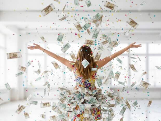 В Госдуме предложили повысить МРОТ