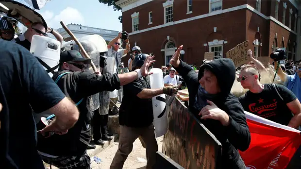 Возвращение в Шарлотсвилл: что происходит в городе спустя год после массовых столкновений